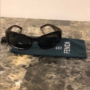 Fendi P662 black purple sunglasses